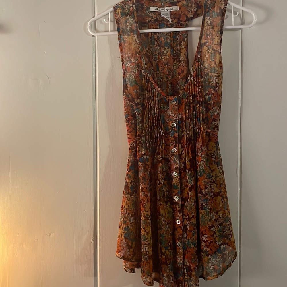 Super cute American Rag floral sheer top